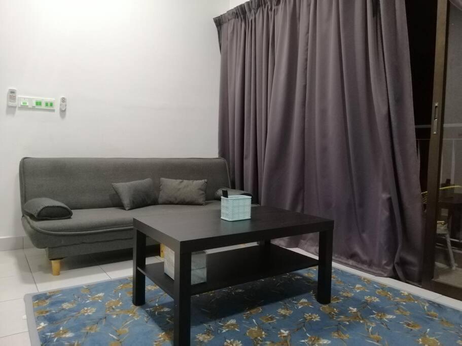 H&H Lovely Homestay In Nilai Εξωτερικό φωτογραφία